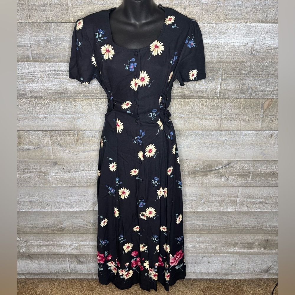 Maggie Lawrence size 4 vintage 90s floral belted button up maxi dress